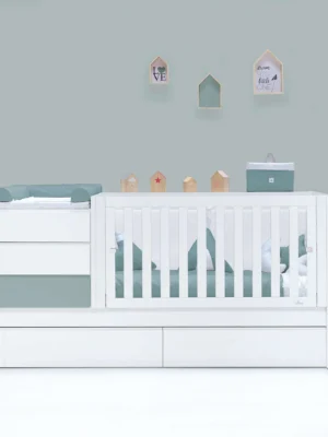 Cuna convertible Sero Kubo blanca/eucalipto 70×140 cm