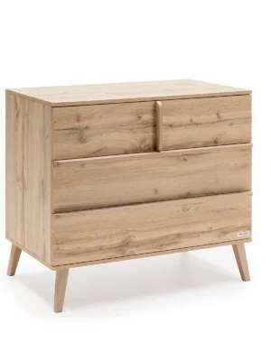 Cómoda Martha Roble Detalle