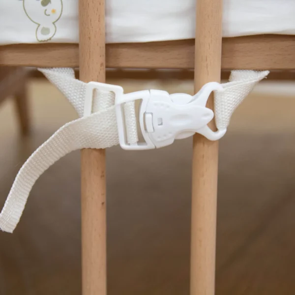 Cuna Simona Detalle Agarre Cuna Simona Detalle Agarre