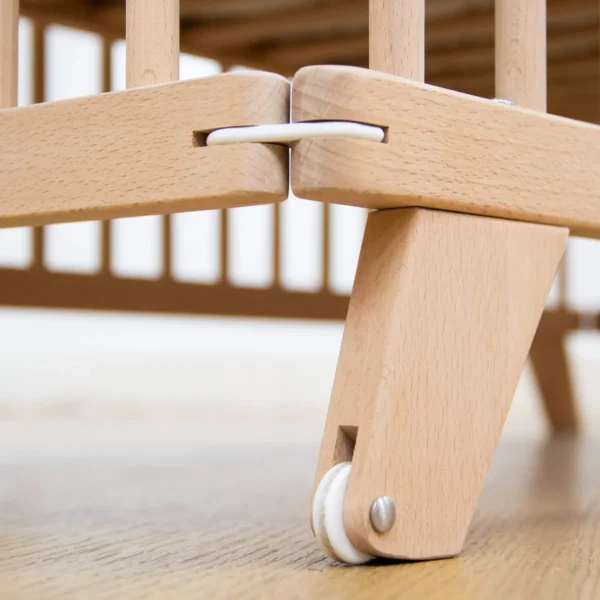 Cuna Simona Plegable Detalle Patas Cuna Simona Plegable Detalle Patas