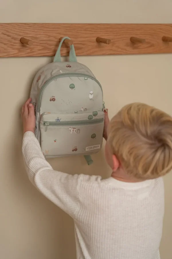 Mochila Guardería Pequeña Granja colgada Mochila Guardería Pequeña Granja colgada